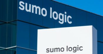 Sumo Logic und AWS arbeiten zusammen, um die Sicherheit für Multi-Cloud- und Hybrid-Bedrohungsschutz zu transformieren (Foto: shutterstock - Michael Vi)