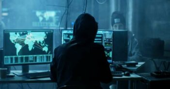 Mit Atlas VPN Ransomware Angriffe verhindern: 2021 neuer Höchststand bei Cyberattacken ( Foto: Shutterstock- Gorodenkoff )